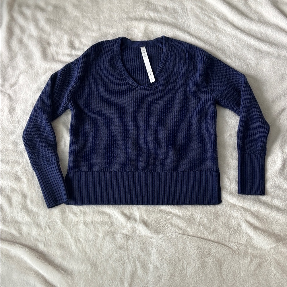 lululemon athletica merino wool v-neck sweater - Size Xs/S, Night Sea
